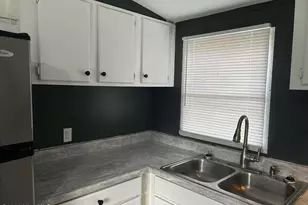 131 Coot Davis Rd, Jacksonville, NC 28540 - Photo 3