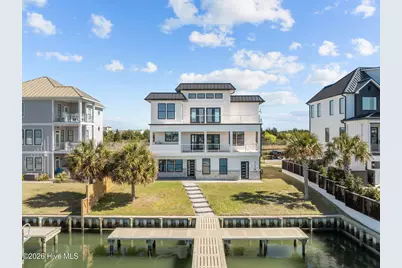 208 Radio Island Road, Morehead City, NC 28557 - Photo 1