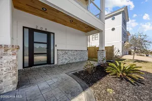 208 Radio Island Rd, Morehead City, NC 28557 - Photo 5