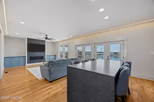208 Radio Island Rd, Morehead City, NC 28557 - Photo 15