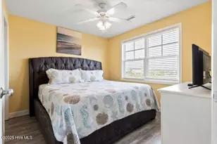 1505 N New River Dr, Surf City, NC 28445 - Photo 23