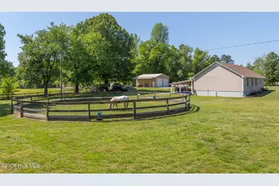 389 Beulaville Highway, Richlands, NC 28574 - Photo 97