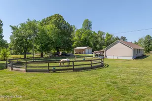 389 Beulaville Hwy, Richlands, NC 28574 - Photo 97