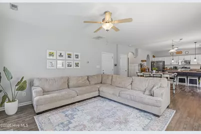 302 Sunbeam Court, Richlands, NC 28574 - Photo 7