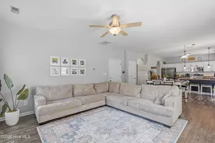 302 Sunbeam Ct, Richlands, NC 28574 - Photo 7