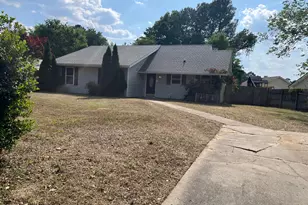502 S Pine Cone Ln, Jacksonville, NC 28546 - Photo 1