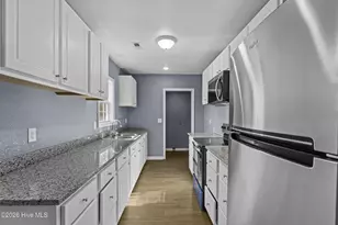 514 Edge St, Elizabeth City, NC 27909 - Photo 21