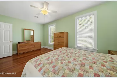 215 W Queen Street, Edenton, NC 27932 - Photo 21