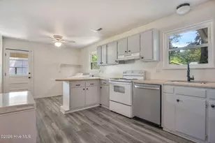 105 Lance Ct, Jacksonville, NC 28546 - Photo 17