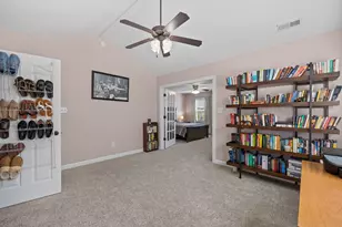 301 Savannah Dr, Jacksonville, NC 28540 - Photo 27