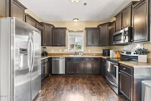 2245 Lakedale Dr, Fayetteville, NC 28306 - Photo 9