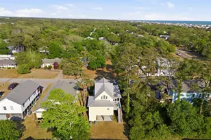 101 NE 33rd St, Oak Island, NC 28465 - Photo 5