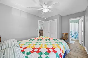 119B James Ave, Surf City, NC 28445 - Photo 17
