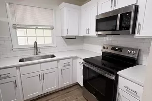 4334 Forest View Dr, Fayetteville, NC 28304 - Photo 9
