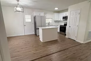 4334 Forest View Dr, Fayetteville, NC 28304 - Photo 5