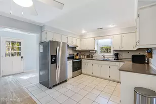 426 Trott St, Oak Island, NC 28465 - Photo 7