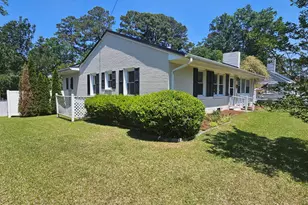405 Lafayette St, Clinton, NC 28328 - Photo 3