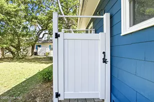 107 NE 72nd St, Oak Island, NC 28465 - Photo 25