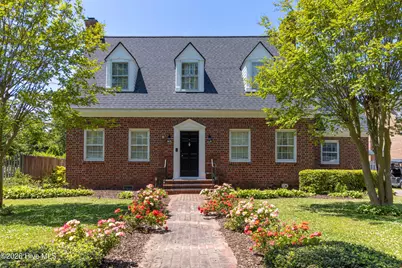 208 S Moseley Street, Edenton, NC 27932 - Photo 1