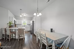 401 Vandemere Ct, Holly Ridge, NC 28445 - Photo 7