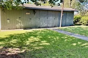 615 N Elm St, Chadbourn, NC 28431 - Photo 13