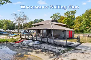 2910 Canal Cove Rd, Lake Waccamaw, NC 28450 - Photo 43