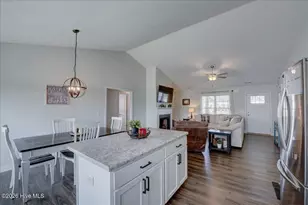 520 Poults Dr, Richlands, NC 28574 - Photo 13