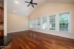 135 Staffordshire Dr, New Bern, NC 28562 - Photo 5