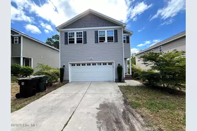 203 S Pine Street, Aberdeen, NC 28315 - Photo 1