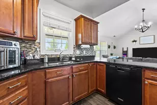 209 Cherry Blossom Dr, Richlands, NC 28574 - Photo 13