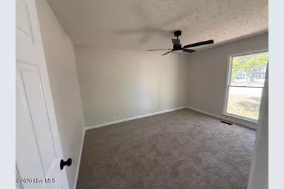 162 E Twelve Oaks Road, Raeford, NC 28376 - Photo 9