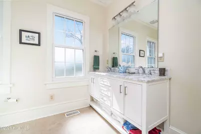 205 High Street, Oriental, NC 28571 - Photo 19