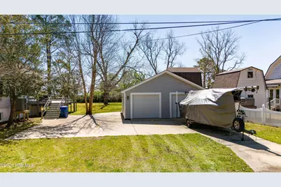 205 High Street, Oriental, NC 28571 - Photo 29