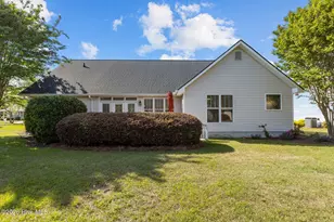 112 Carefree Ln, Morehead City, NC 28557 - Photo 9
