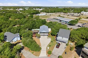 108 Dorothy Ct, Emerald Isle, NC 28594 - Photo 11
