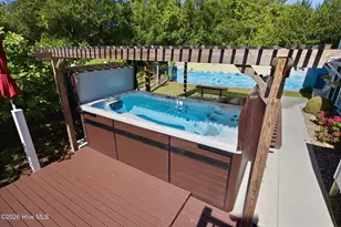 108 Dorothy Ct, Emerald Isle, NC 28594 - Photo 13