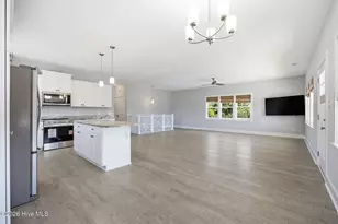 108 Dorothy Ct, Emerald Isle, NC 28594 - Photo 37