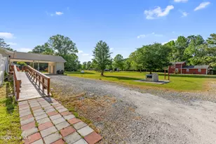1600 Nc Hy 53 W, Burgaw, NC 28425 - Photo 31