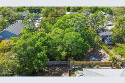 48 NE 1st Street, Oak Island, NC 28465 - Photo 7