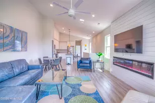 803 S 6th St, Carolina Beach, NC 28428 - Photo 7