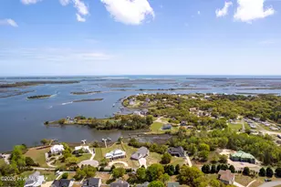 106 Elizabeth Way Ct, Swansboro, NC 28584 - Photo 25
