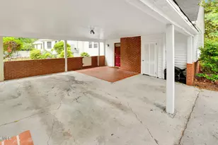 1902 Sherwood Dr, Greenville, NC 27858 - Photo 5