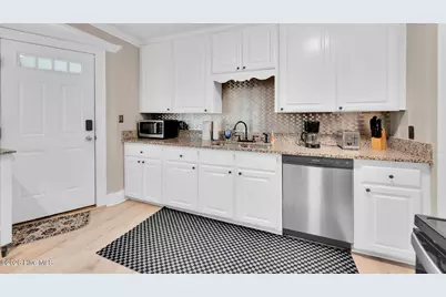 1902 Sherwood Drive, Greenville, NC 27858 - Photo 19
