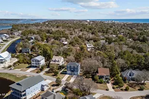 310 Lord Berkeley Dr, Emerald Isle, NC 28594 - Photo 51