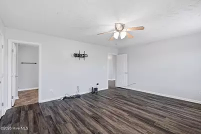 202 High Meadow Court, Richlands, NC 28574 - Photo 15