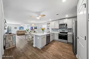 2028 Course Ln, Surf City, NC 28445 - Photo 5