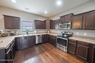 408 Pewter Ct, Jacksonville, NC 28546 - Photo 11