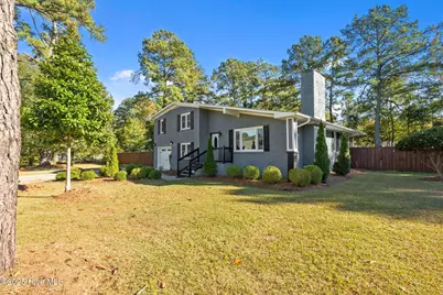 1909 Ef Thompkins Lane, New Bern, NC 28562 - Photo 9
