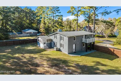 1909 Ef Thompkins Lane, New Bern, NC 28562 - Photo 7