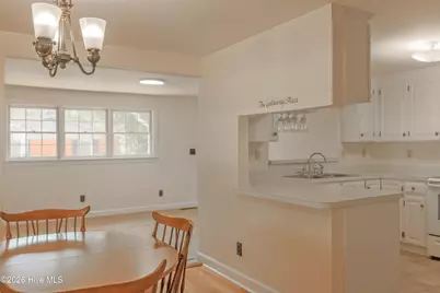 113 W Church Street, Beulaville, NC 28518 - Photo 29